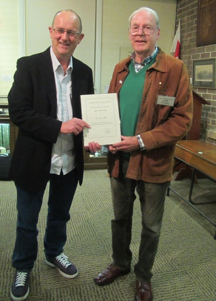 Ian accepting his life member certificate from John Wrigley